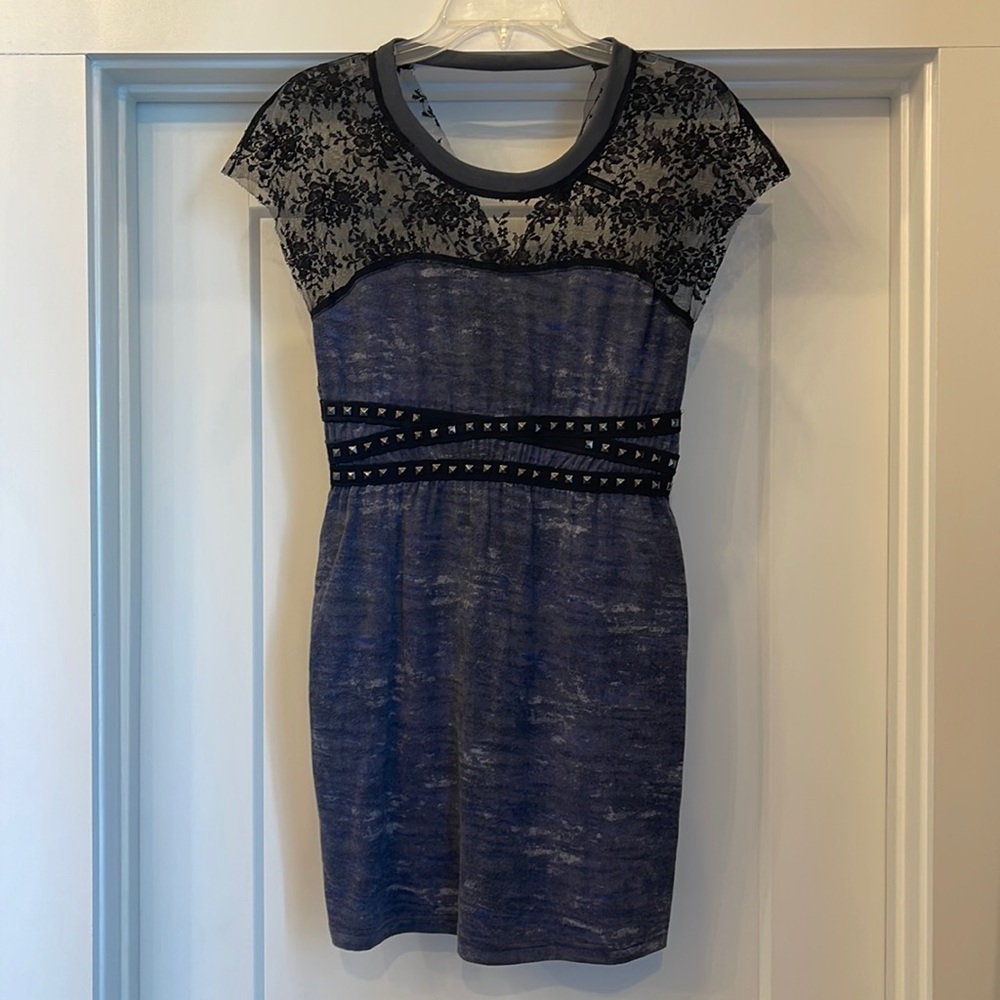 BUFFALO Womens cocktail dress with lace neckline and studded waist band